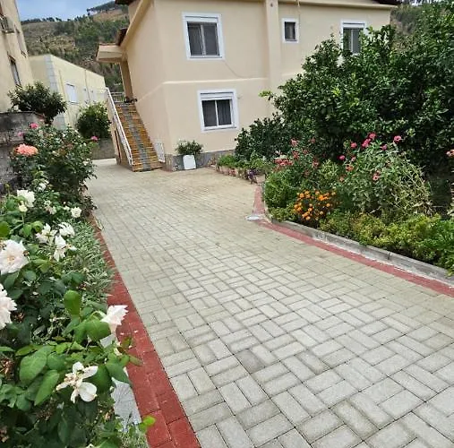 Aliaj Pensjonat 4*