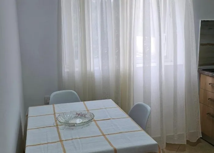 Pensjonat Aliaj 4*