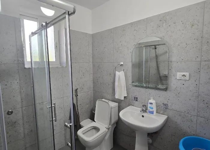 Aliaj Pensjonat Berat